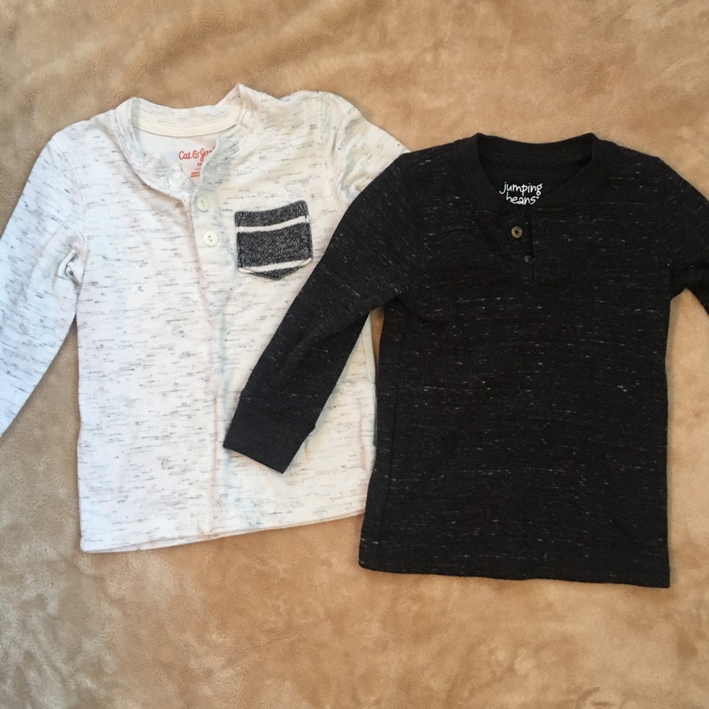 Set of 2 long sleeved toddler shirts!